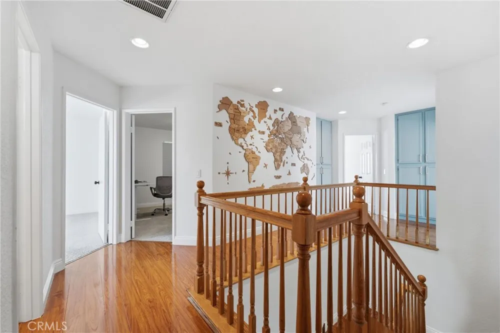 1638 E Miki Way Lancaster, CA 93535