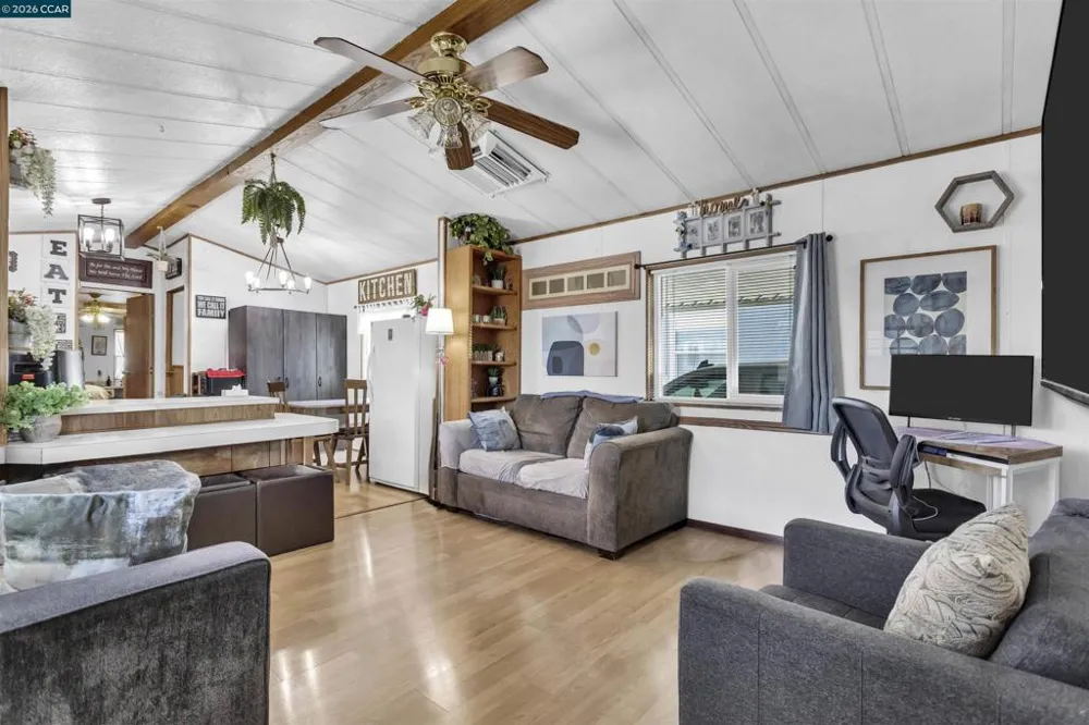 13 Deck Dr Suisun City, CA 94585