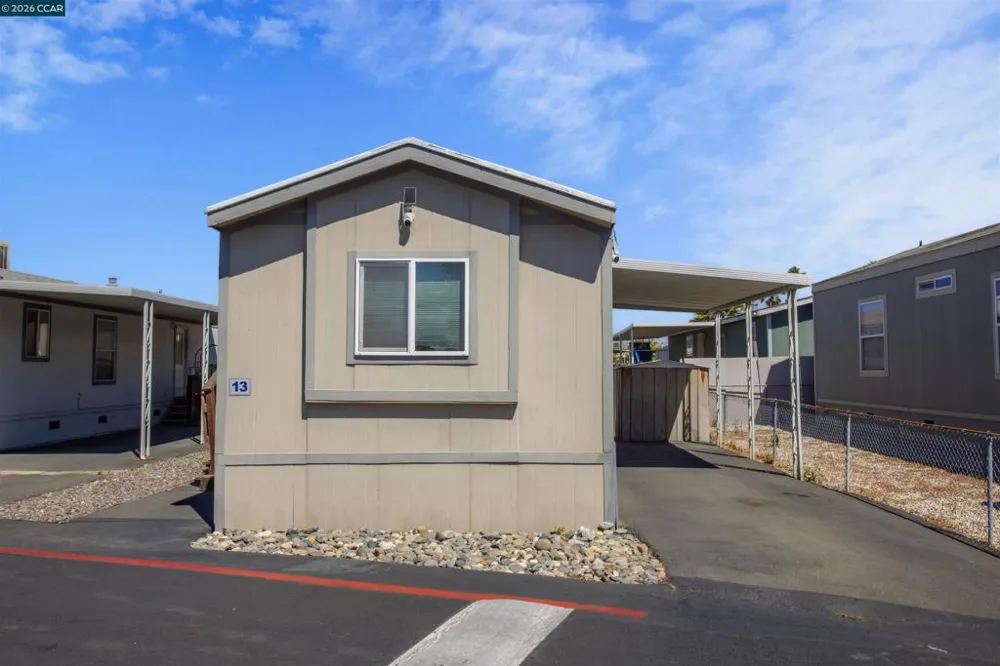 13 Deck Dr Suisun City, CA 94585
