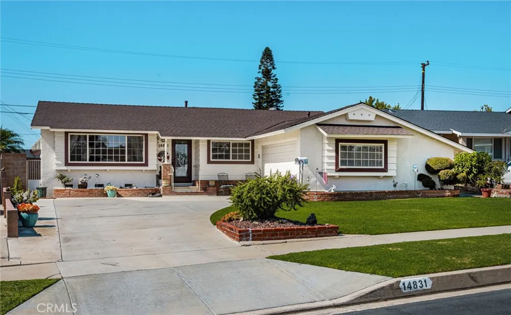 14831 Barnwall La Mirada, CA 90638