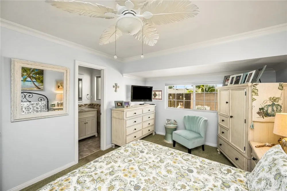 14831 Barnwall La Mirada, CA 90638