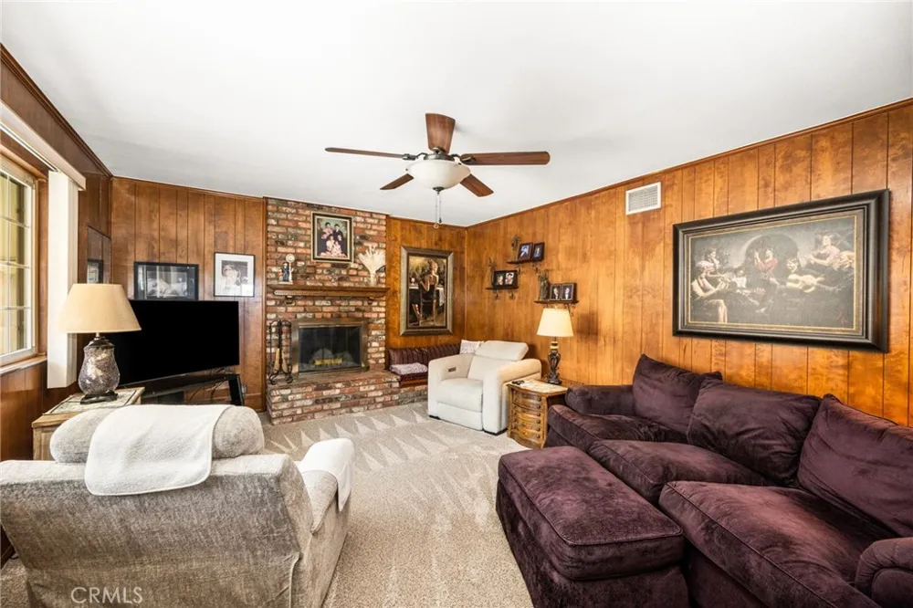 14831 Barnwall La Mirada, CA 90638