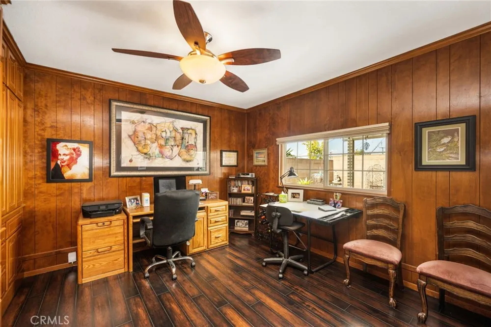 14831 Barnwall La Mirada, CA 90638