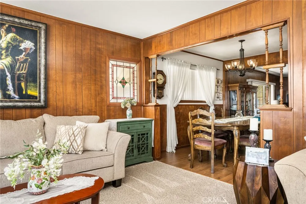 14831 Barnwall La Mirada, CA 90638