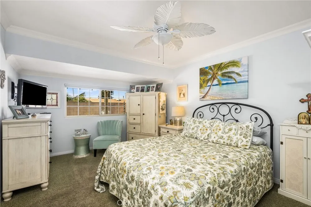 14831 Barnwall La Mirada, CA 90638