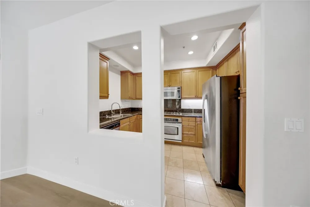 128 Oak Knoll #111 Pasadena, CA 91101