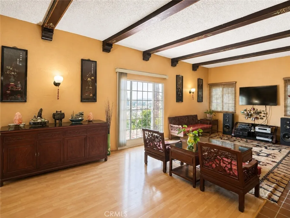 142 Stockbridge Alhambra, CA 91801