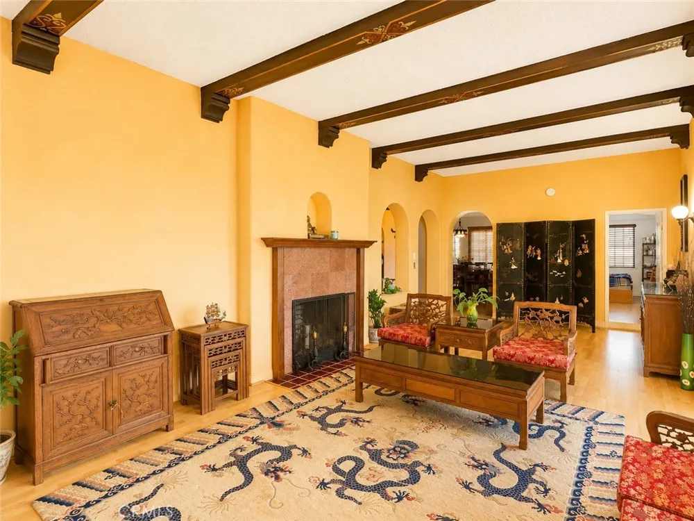 142 Stockbridge Alhambra, CA 91801