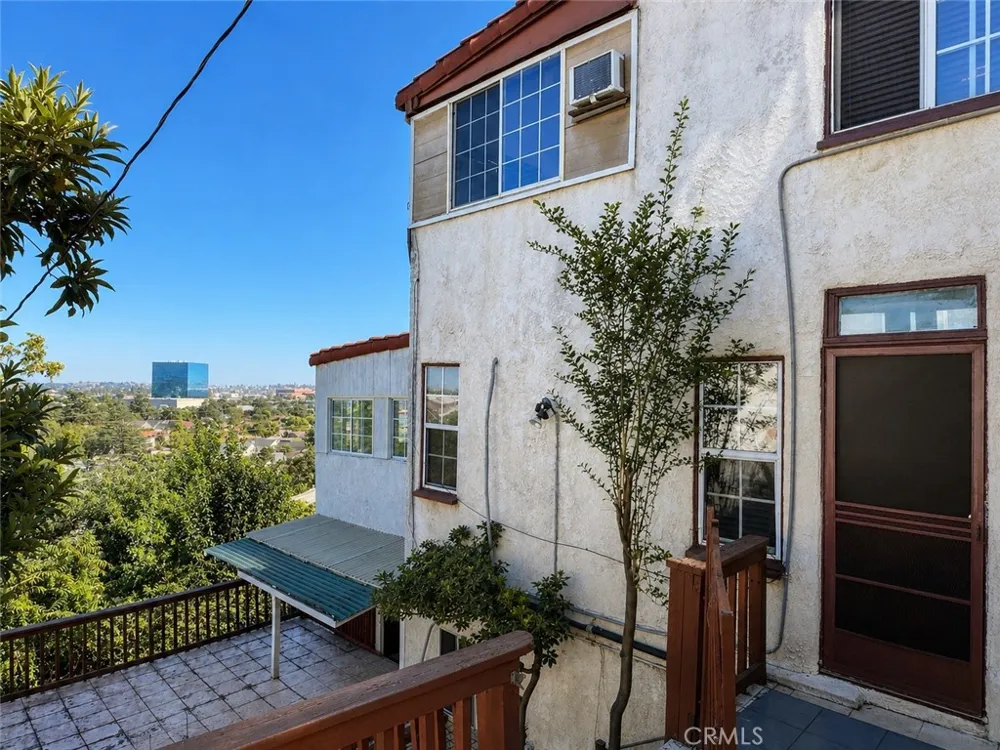 142 Stockbridge Alhambra, CA 91801