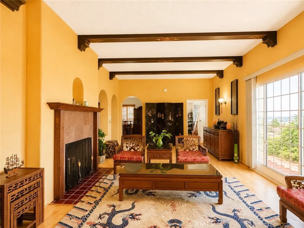 142 Stockbridge Alhambra, CA 91801