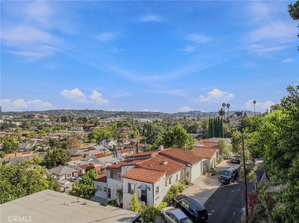 142 Stockbridge Alhambra, CA 91801