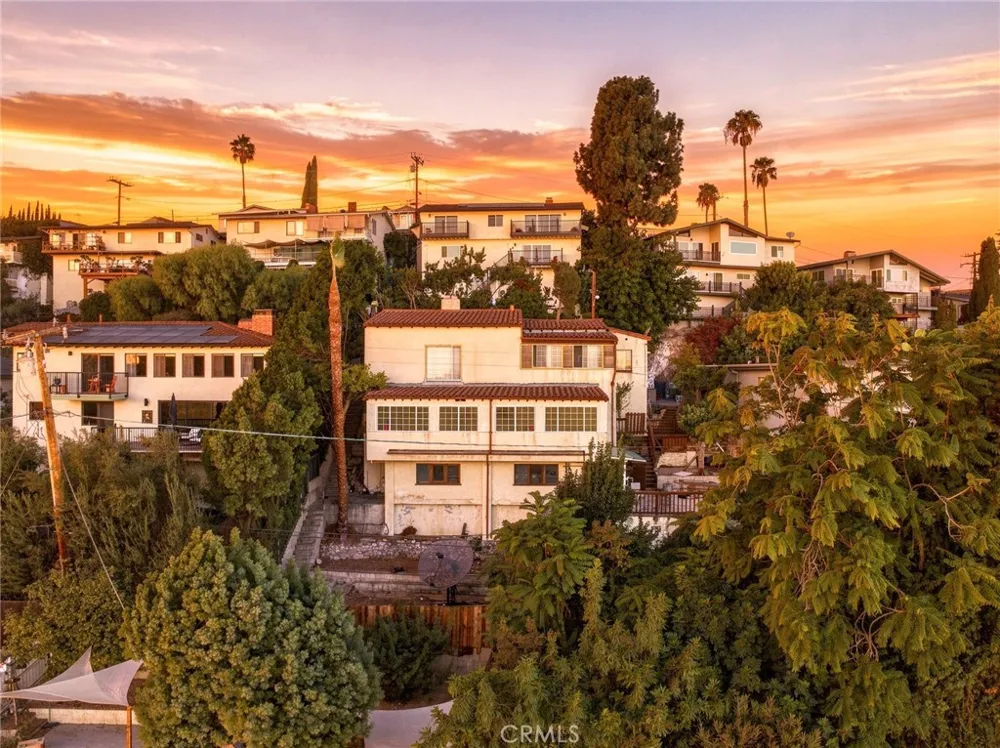142 Stockbridge Alhambra, CA 91801
