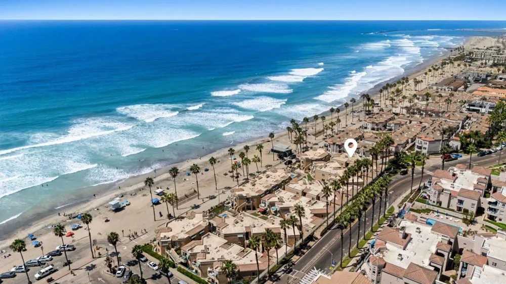 400 The Strand #4 Oceanside, CA 92054
