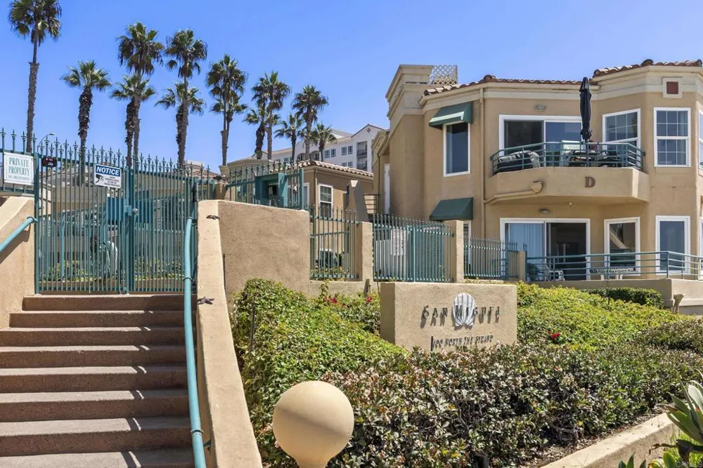 400 The Strand #4 Oceanside, CA 92054