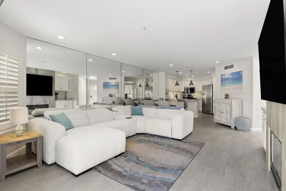 400 The Strand #4 Oceanside, CA 92054