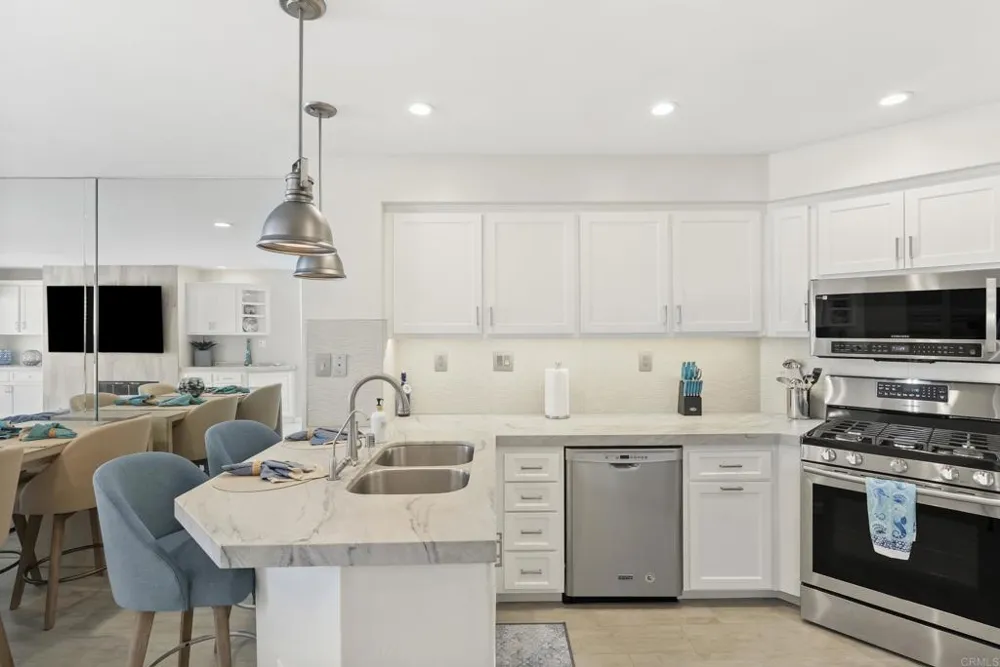 400 The Strand #4 Oceanside, CA 92054