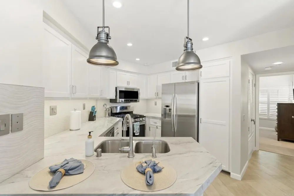 400 The Strand #4 Oceanside, CA 92054