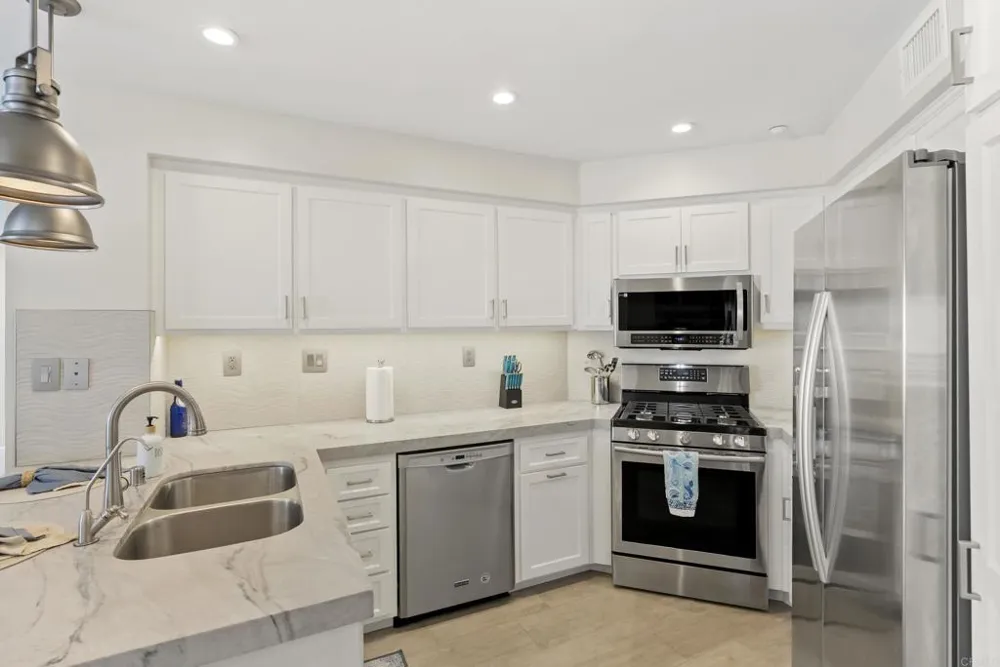 400 The Strand #4 Oceanside, CA 92054