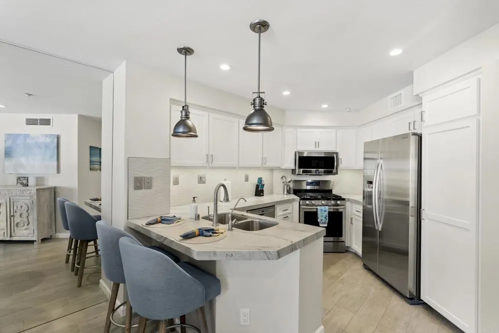 400 The Strand #4 Oceanside, CA 92054