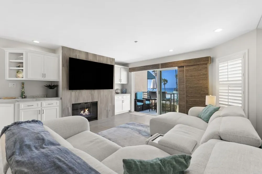 400 The Strand #4 Oceanside, CA 92054