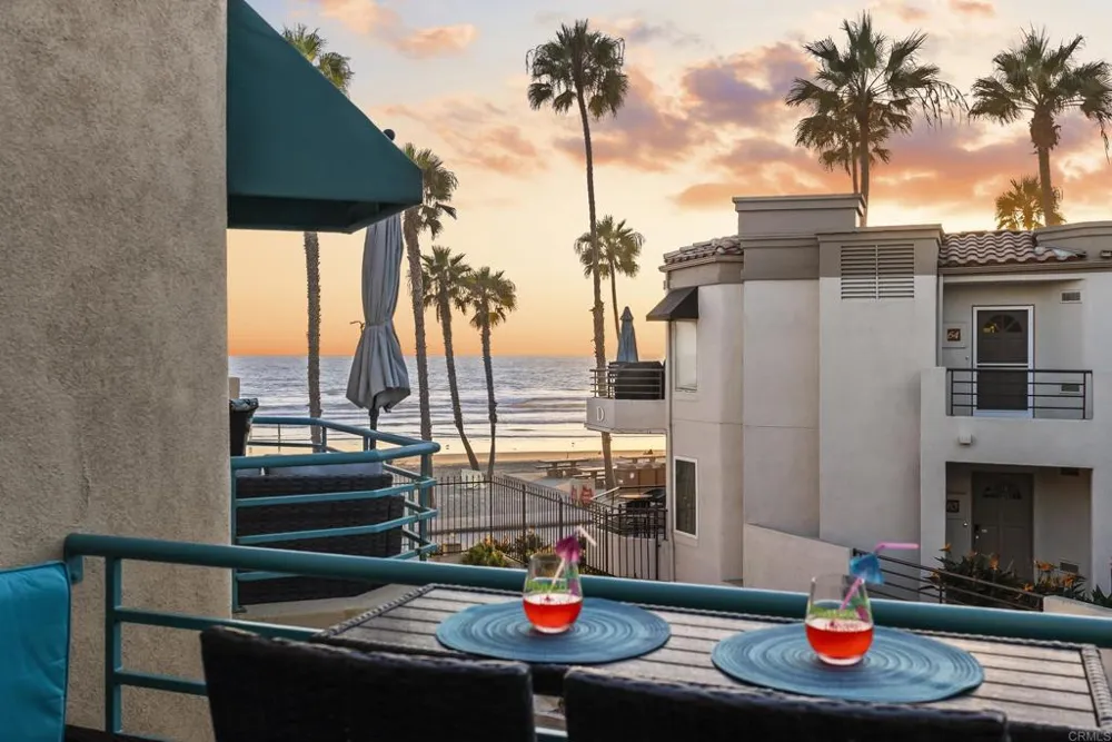 400 The Strand #4 Oceanside, CA 92054