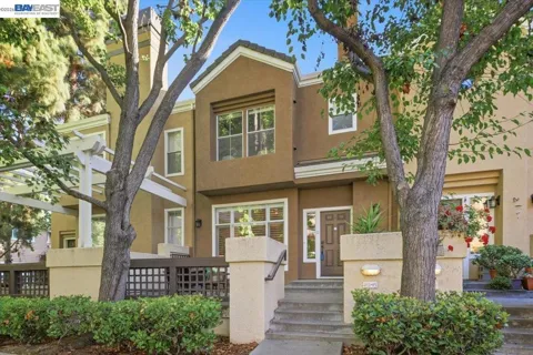 433 Camille Cir #15