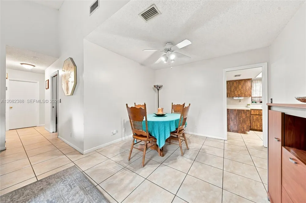 8656 SW 50th St Cooper City, FL 33328