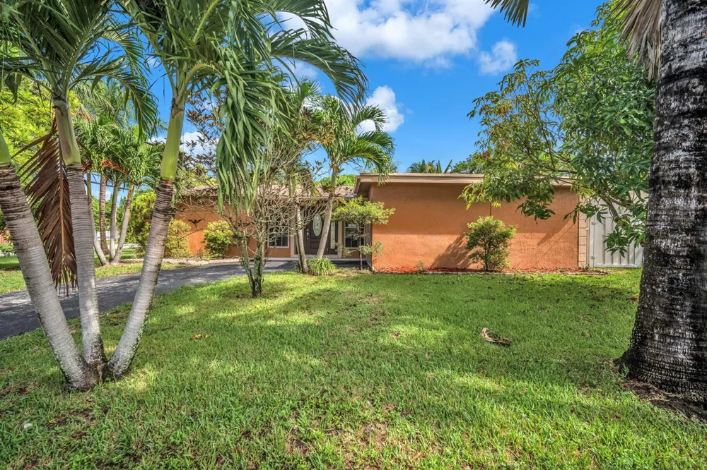 7399 NW 20TH COURT Sunrise, FL 33313