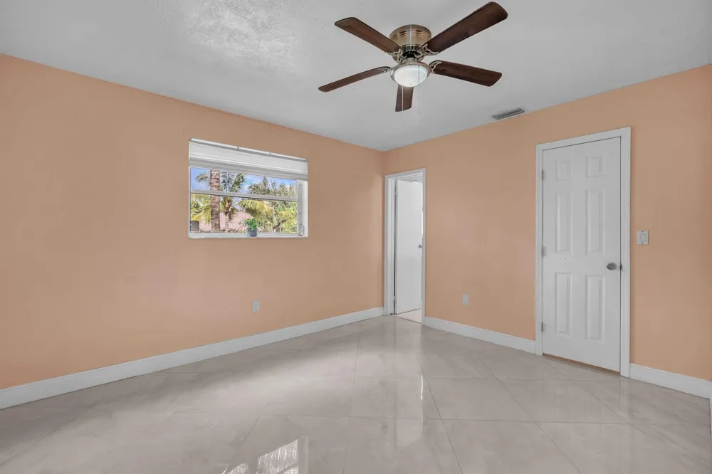 7399 NW 20TH COURT Sunrise, FL 33313