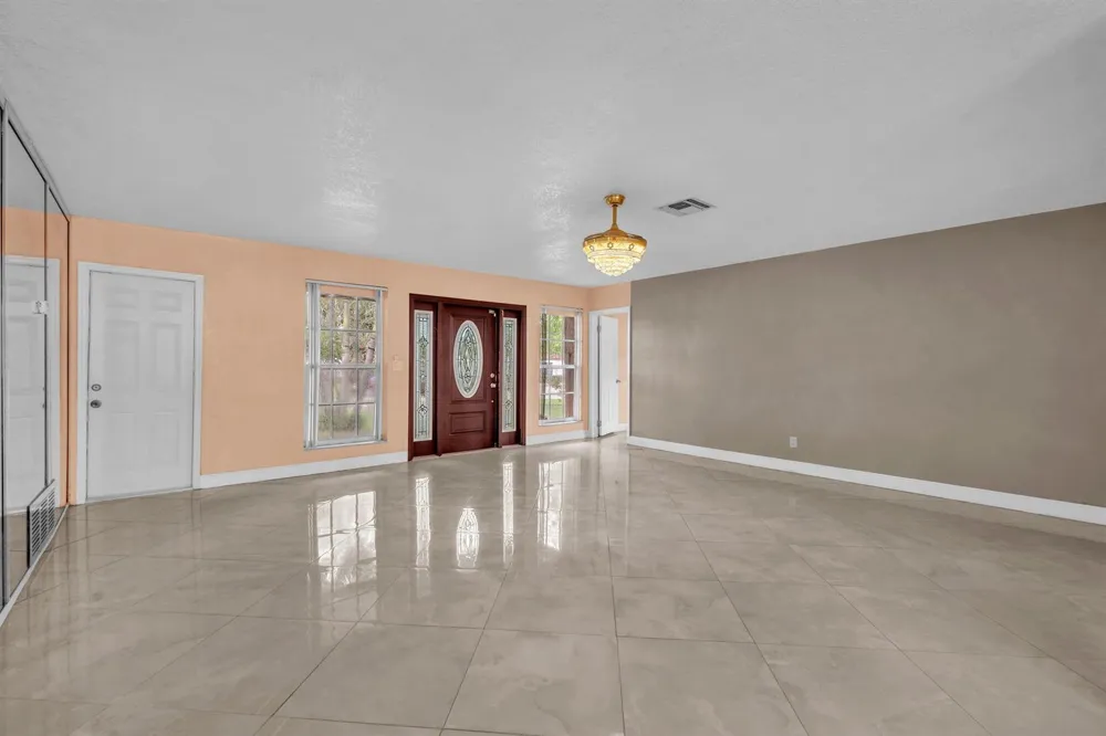 7399 NW 20TH COURT Sunrise, FL 33313