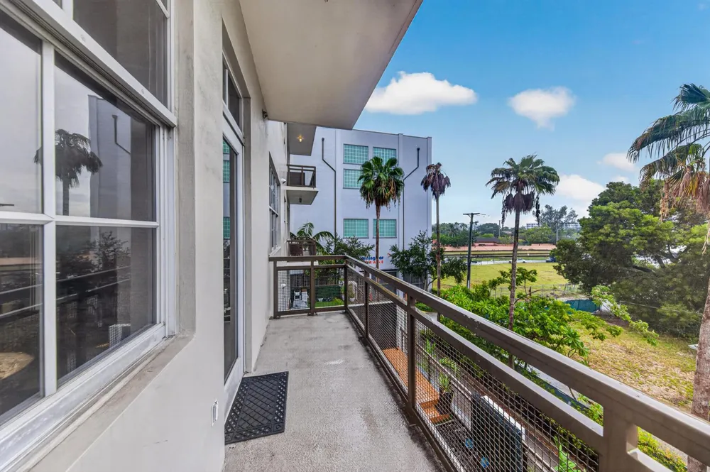 411 NW 1ST AVENUE #304 Fort Lauderdale, FL 33301