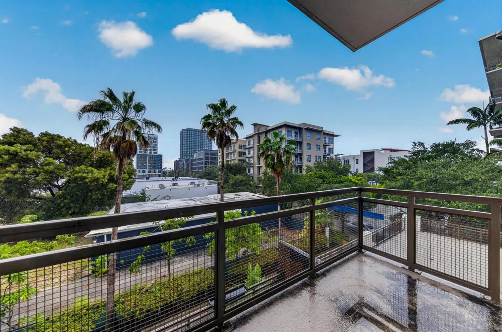 411 NW 1ST AVENUE #304 Fort Lauderdale, FL 33301