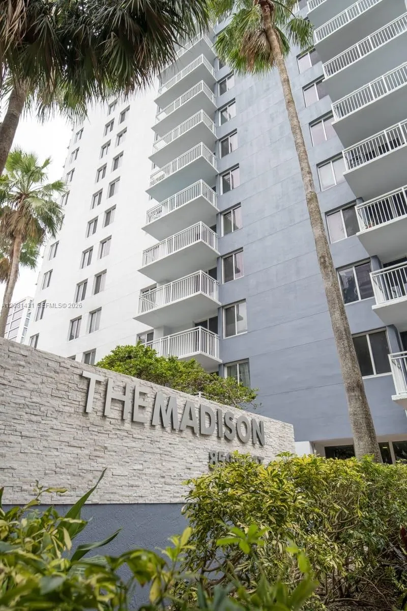 800 Miami Ave #E1602 Miami, FL 33136