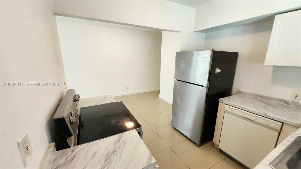9770 E Bay Harbor Dr #6S Bay Harbor Islands, FL 33154