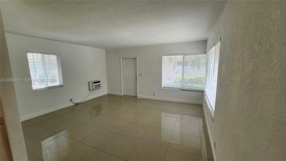9770 E Bay Harbor Dr #6S Bay Harbor Islands, FL 33154