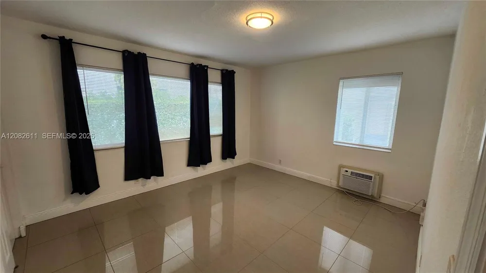 9770 E Bay Harbor Dr #6S Bay Harbor Islands, FL 33154