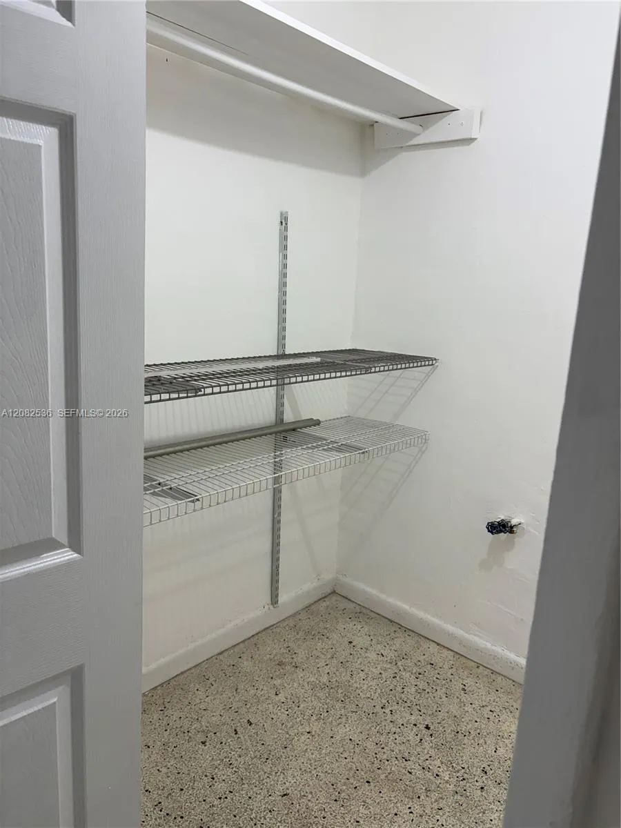 1125 SE 9th Ave #4 Hialeah, FL 33010
