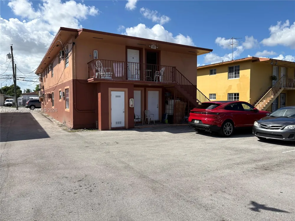 1125 SE 9th Ave #4 Hialeah, FL 33010