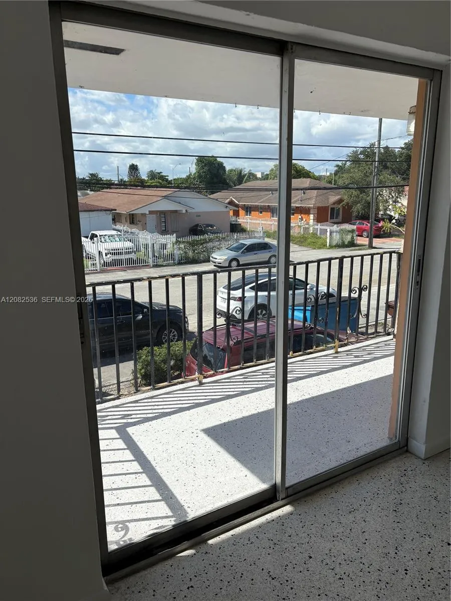 1125 SE 9th Ave #4 Hialeah, FL 33010