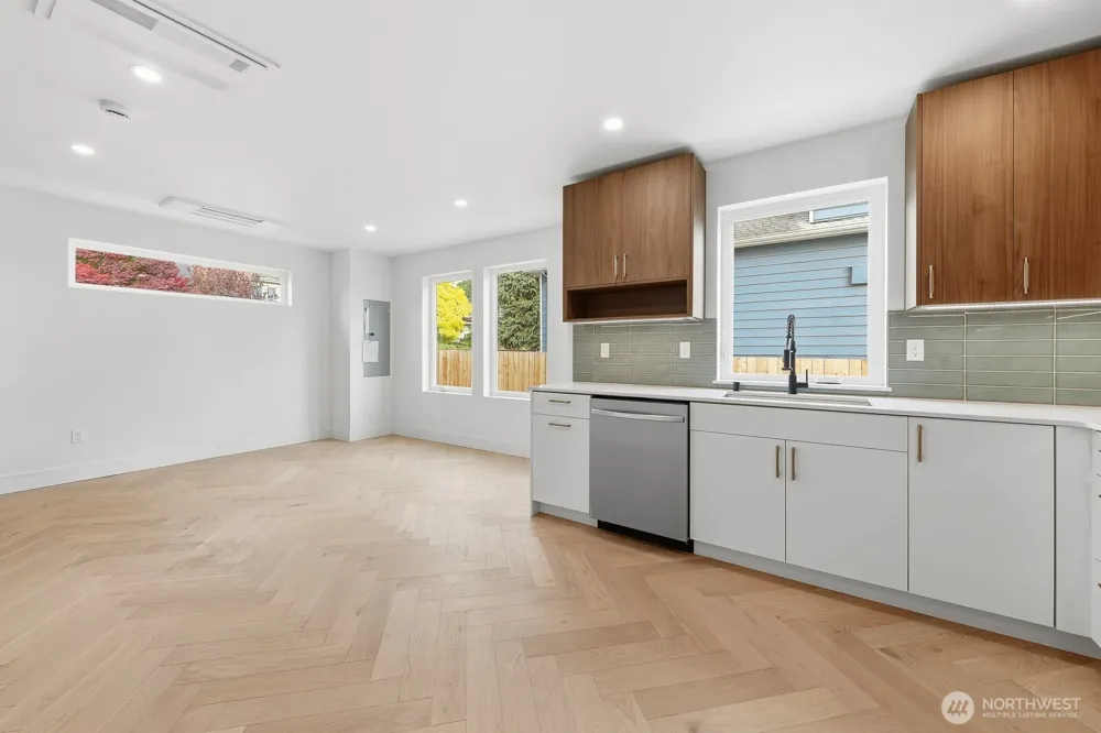 1109 NW 65th Street Seattle, WA 98117