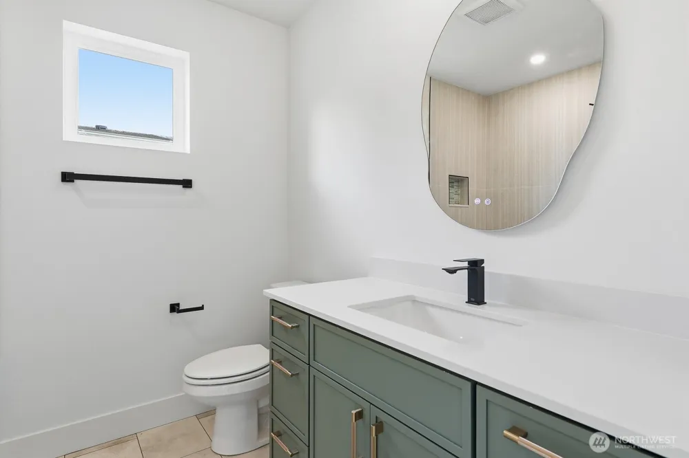 1109 NW 65th Street Seattle, WA 98117