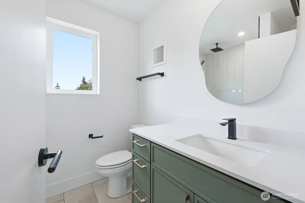 1109 NW 65th Street Seattle, WA 98117