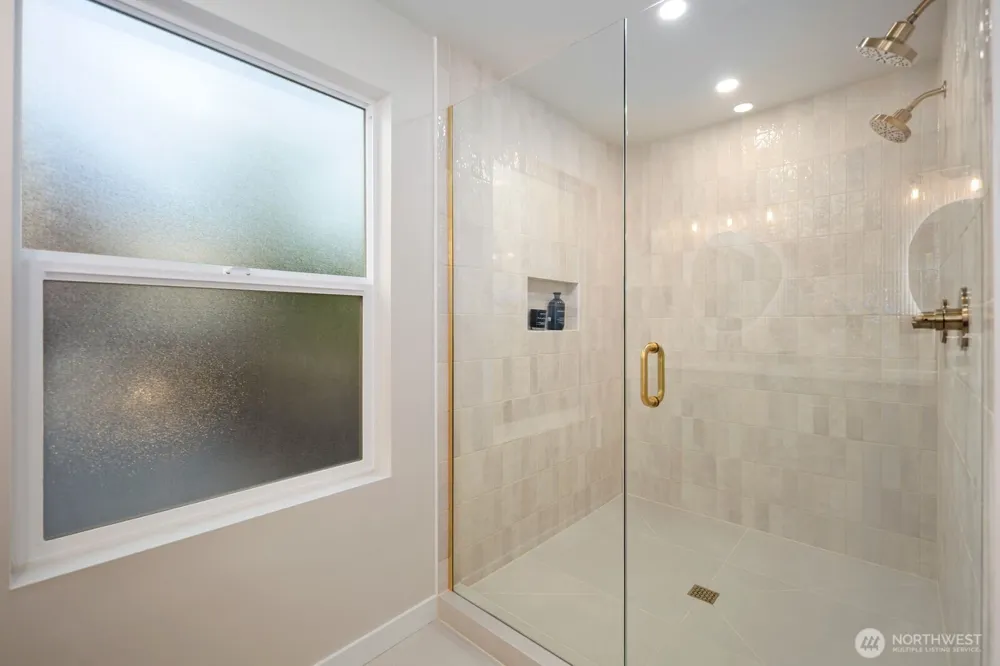 3209 NE 98th Street Seattle, WA 98115