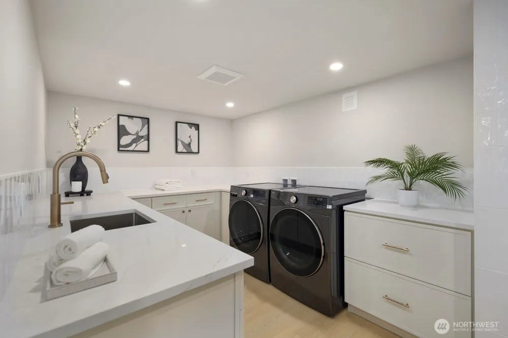 3209 NE 98th Street Seattle, WA 98115