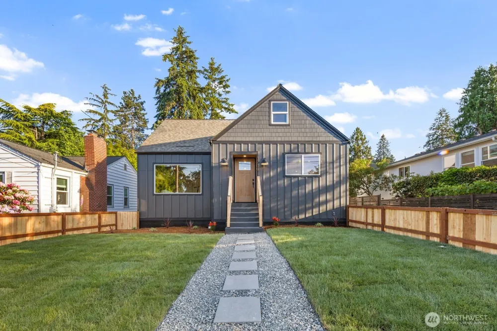 3209 NE 98th Street Seattle, WA 98115