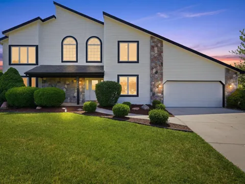 1657 Wake Robin Court