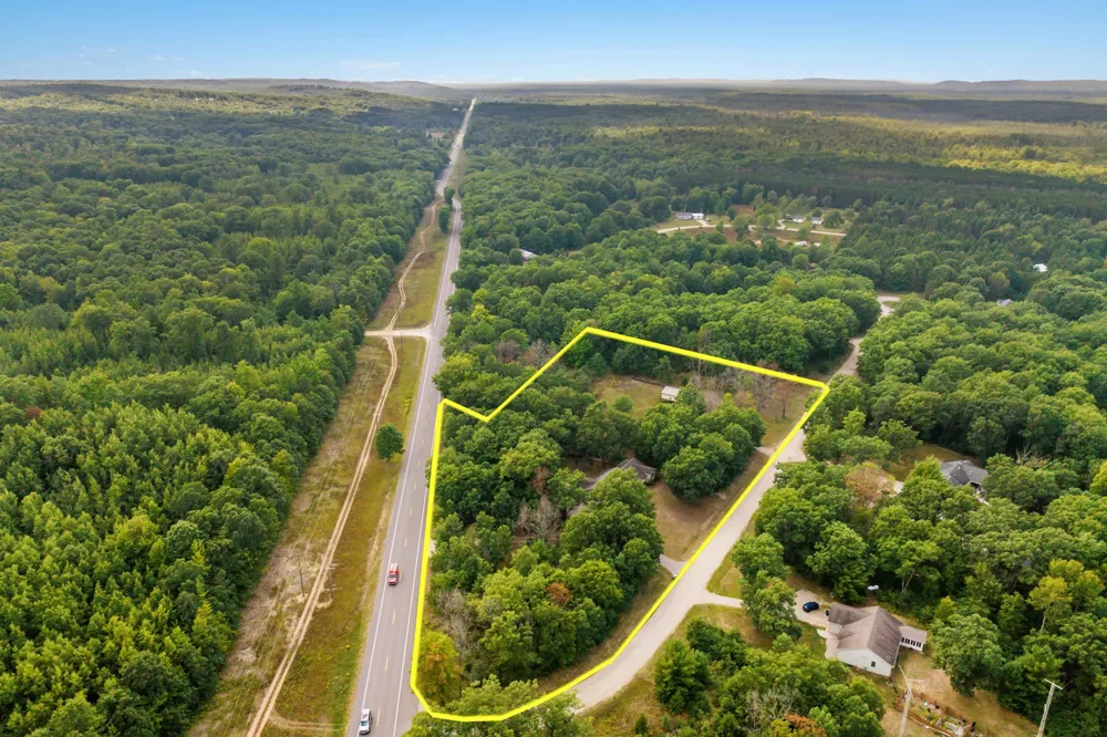 11777 Many Oaks Drive Grant Township, MI 49643