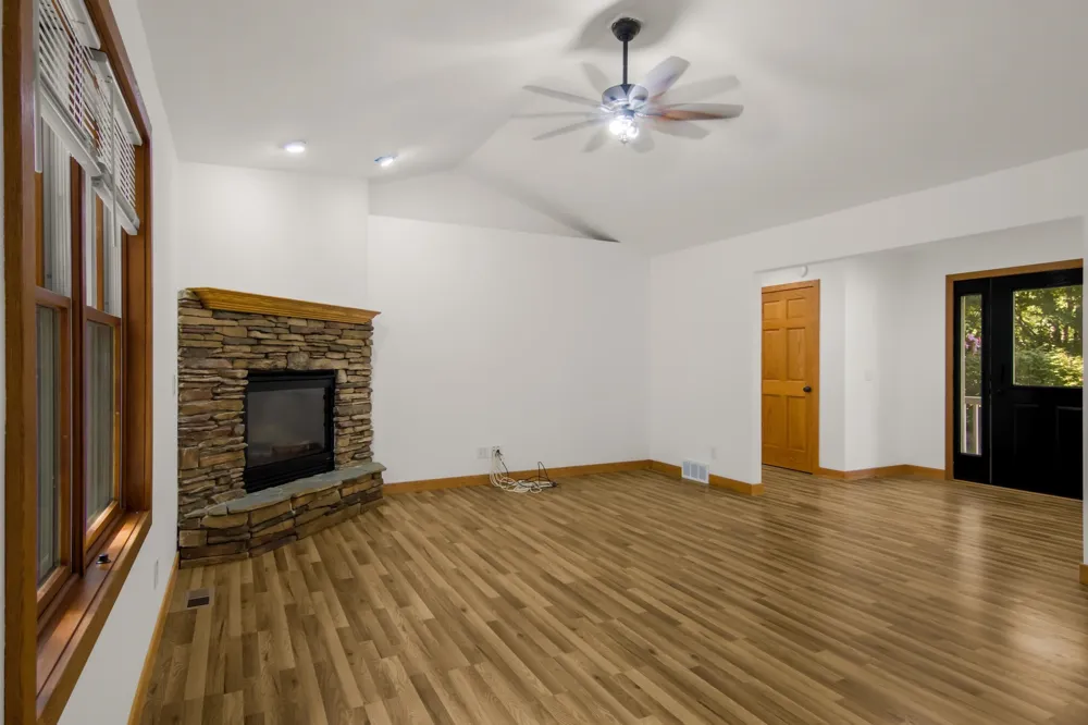 11777 Many Oaks Drive Grant Township, MI 49643