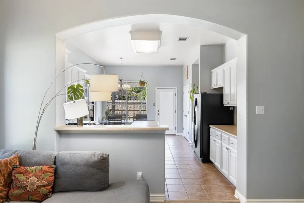 10336 Channel Island Drive Austin, TX 78747