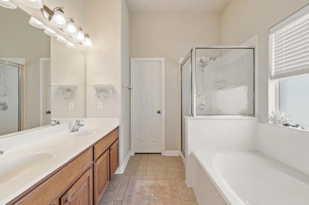10336 Channel Island Drive Austin, TX 78747